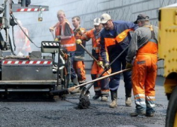 Власти Москвы планируют укладывать асфальт на основе серы Власти Москвы планируют укладывать асфальт на основе серы