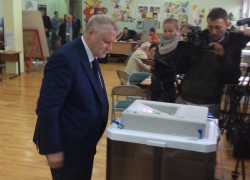 Сергей Миронов проголосовал на выборах депутатов Мосгордумы Сергей Миронов проголосовал на выборах депутатов Мосгордумы