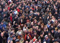 Оппозиция требует пустить ее в центр Москвы Оппозиция требует пустить ее в центр Москвы